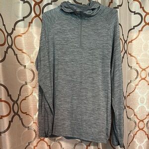 Russell Athletic Gray Training Fit Top size XL